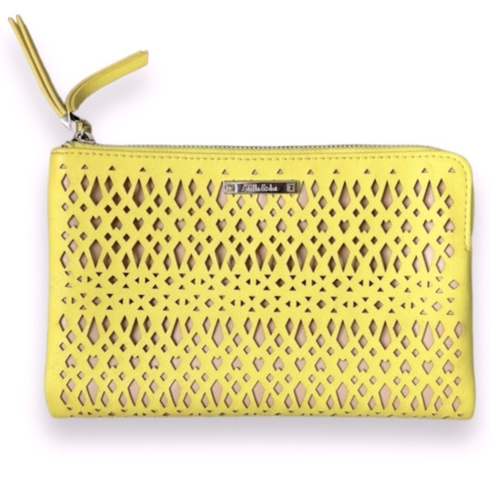 STELLA & DOT Bright
Yellow Laser Cut
Double Clutch Purse